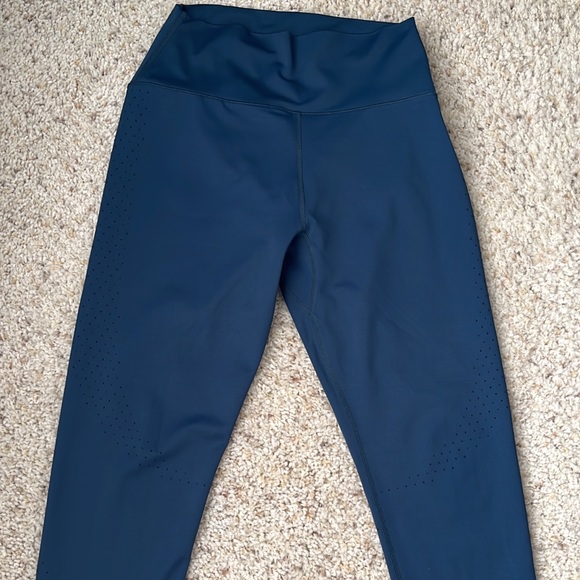 Small buffbunny vibe laser cut legging. Teal me more - Picture 1 of 6